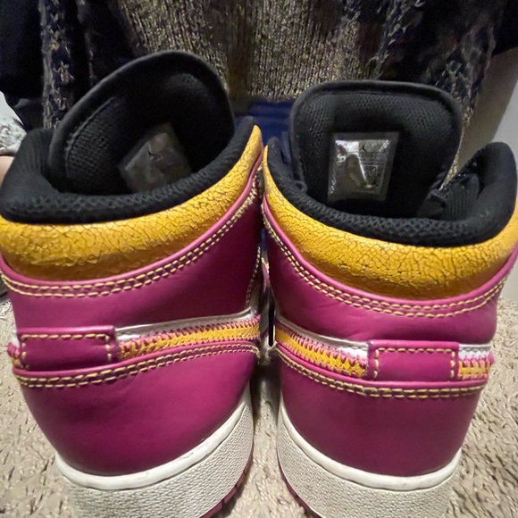 Dia de los muertos jordan 1s - Picture 2 of 4